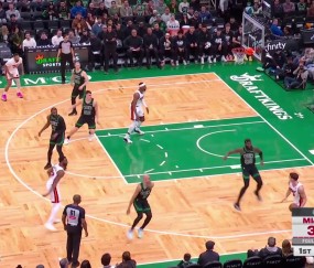 波士顿凯尔特人训练开放日；窗口期防线松动引欢呼；NBA常规赛在即；资深球员宣示担当的简单介绍-爱游戏